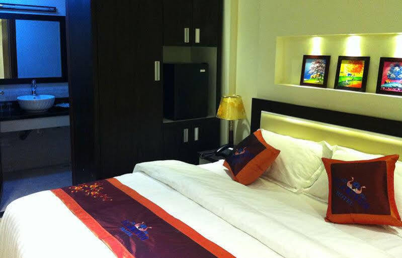 518 Chariot Hotel Hanoi Exterior photo